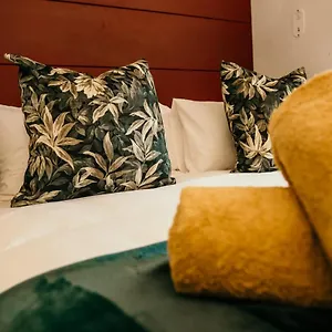 Apartment Uxolo Living, Cape Town